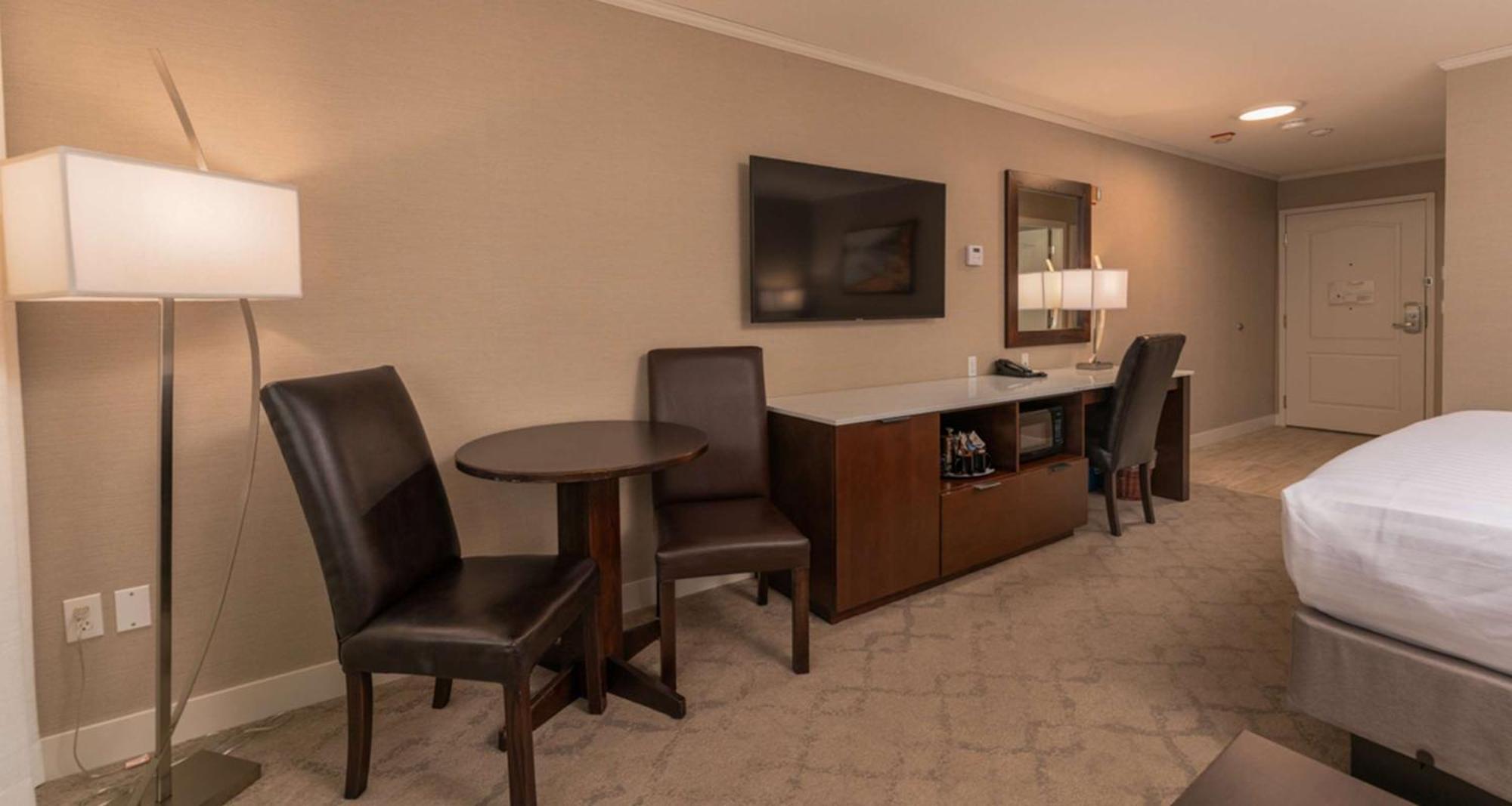 Prestige Lakeside Resort, Worldhotels Elite Nelson Bagian luar foto