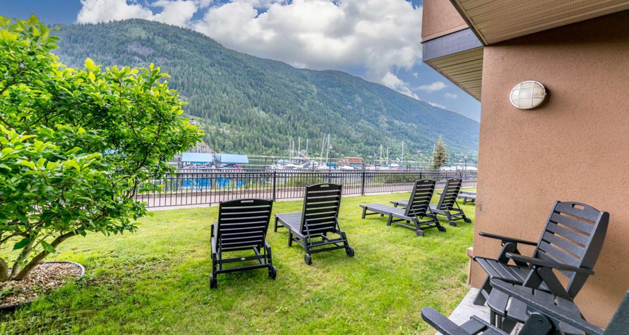 Prestige Lakeside Resort, Worldhotels Elite Nelson Bagian luar foto